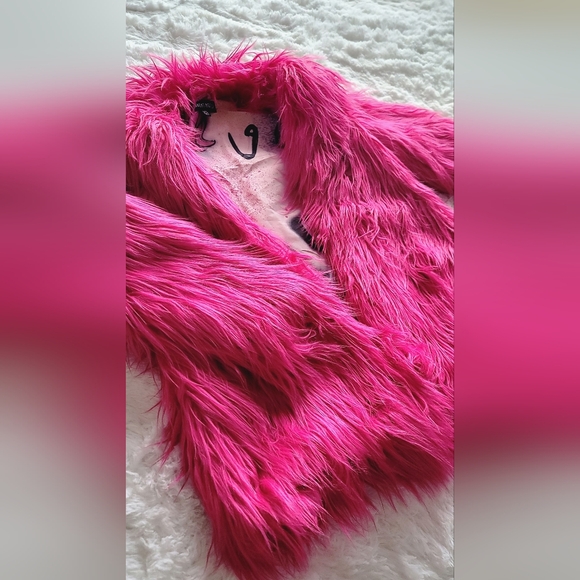 Vibrant Pink Faux Fur Coat Xs/s - Picture 2 of 6